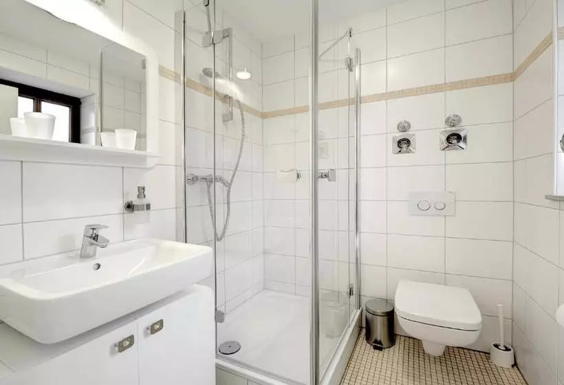 [r2b] Serviced Apartment