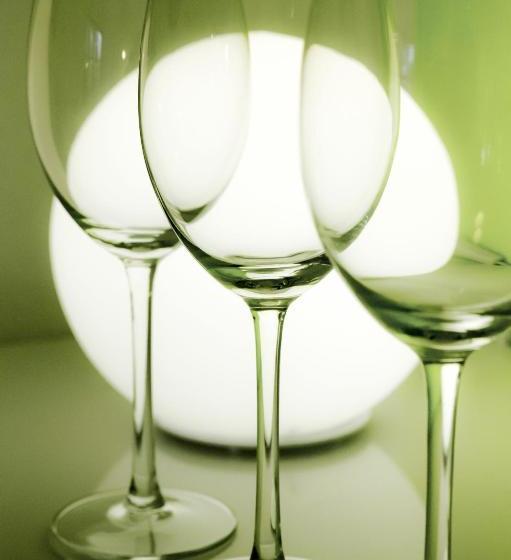 [r2b] Serviced Apartment