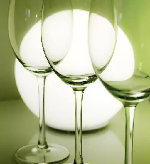 [r2b] Serviced Apartment