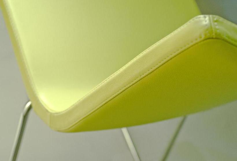 [r2b] Serviced Apartment