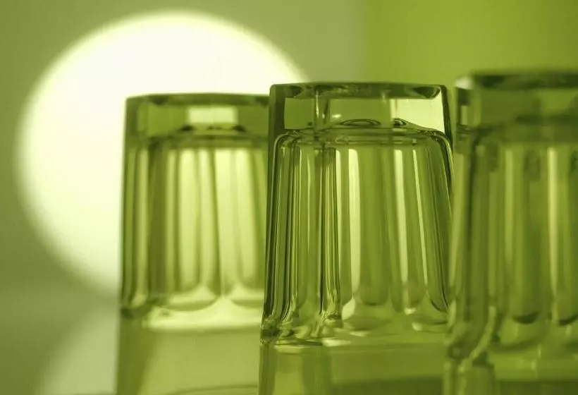 [r2b] Serviced Apartment