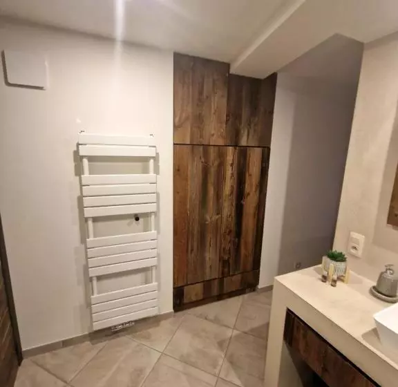 ベッドアンドブレックファースト Le Twenty