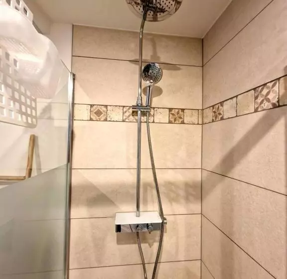 ベッドアンドブレックファースト Le Twenty