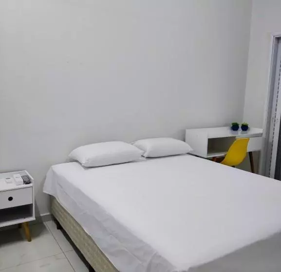 Francis Hotel Mar