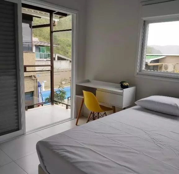 Francis Hotel Mar