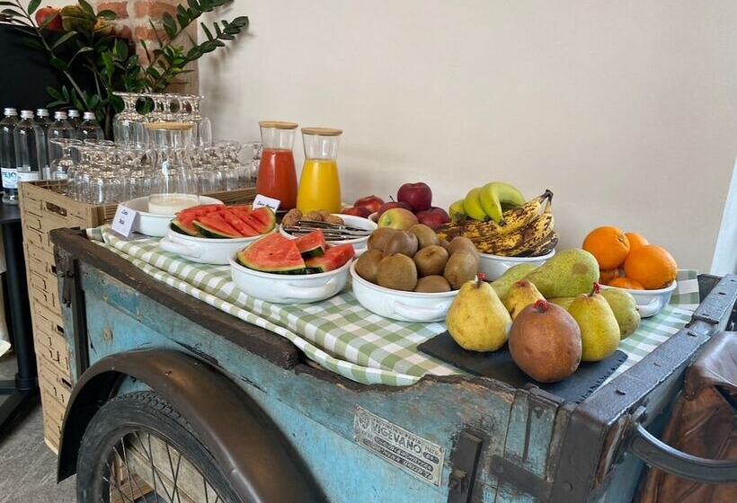 هتل Cascina Mora Bassa