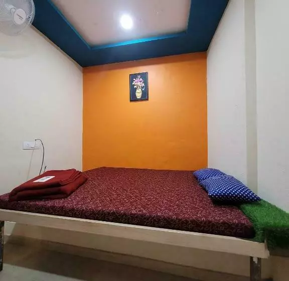 ホテル Spot On 93458 Swapnpurti Yatri Niwas