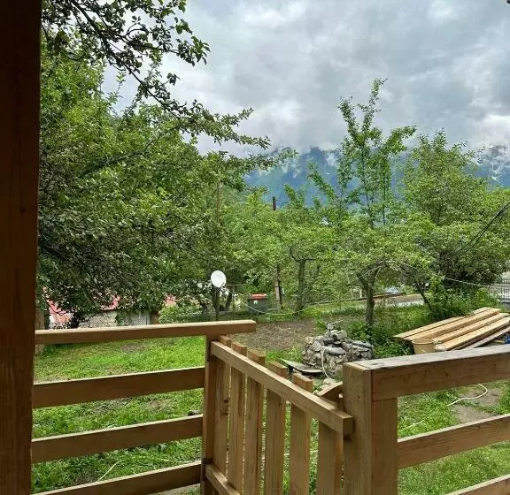 پانسیون Deka Cottage
