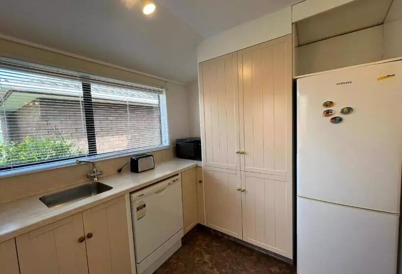 Charm On Chippendale Ensuite B&b