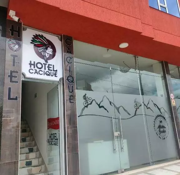 ホテル Cacique