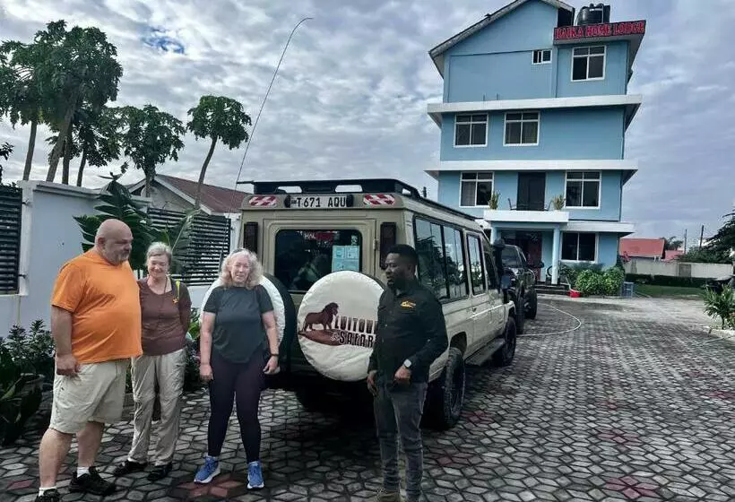 هتل Haika Home Lodge