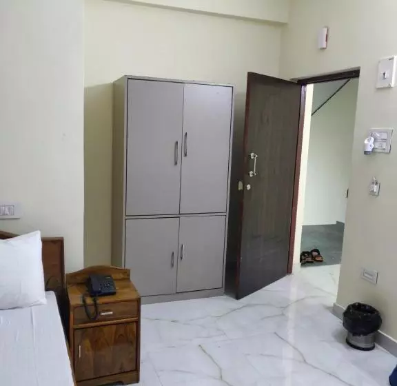 Majatalo Rishika Banquet And Guest House