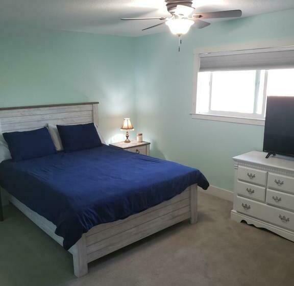 酒店 Cornwall Room In Updated Farm Home