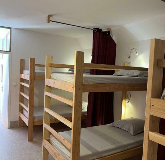 פנסיון L Ermitage