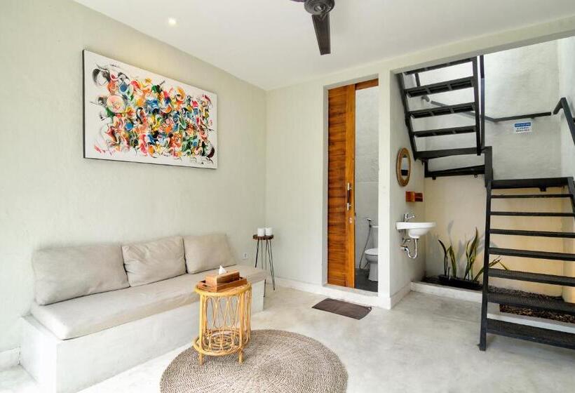 הוסטל Kaya Uluwatu