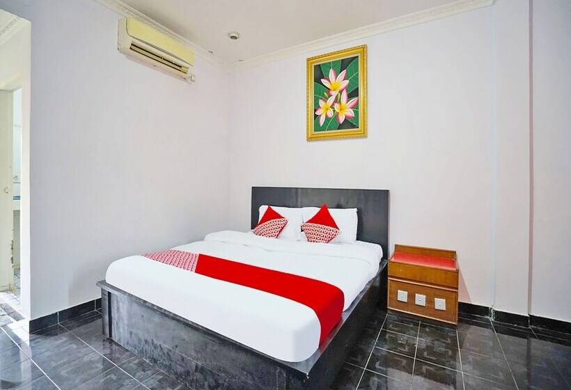 בית מלון כפרי Oyo 91680  Mentari