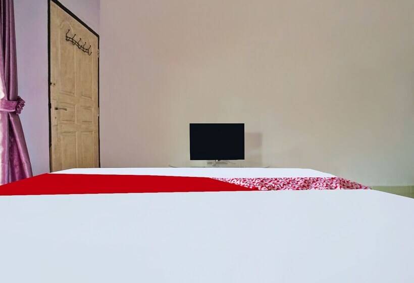 בית מלון כפרי Oyo 91680  Mentari