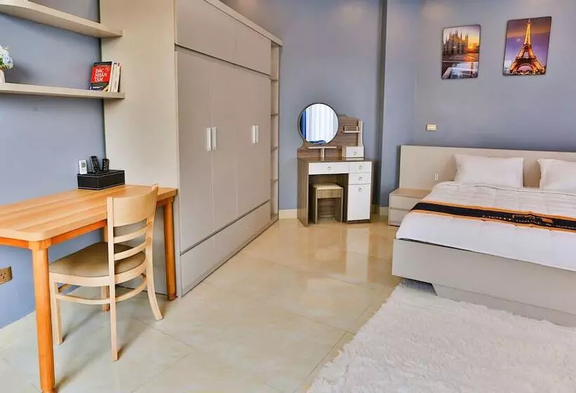 Hanz Light House Condo