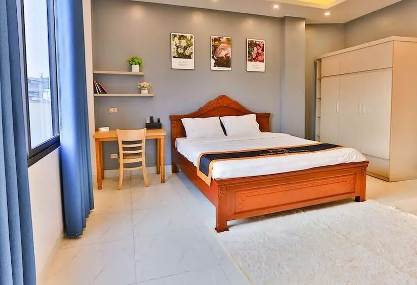 Hanz Light House Condo