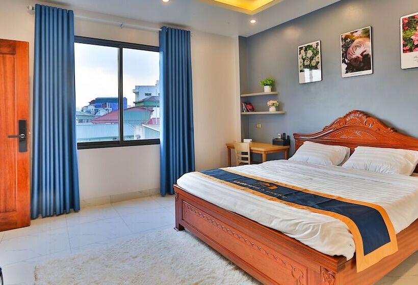 Hanz Light House Condo