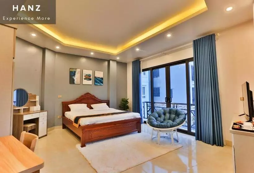 Hanz Light House Condo