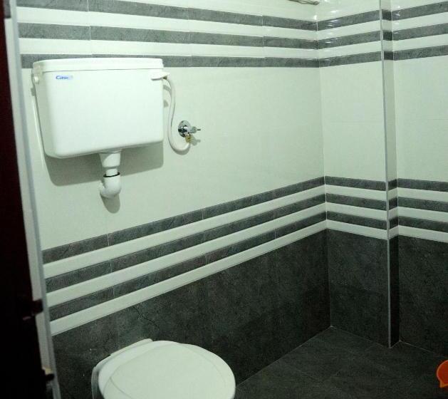 Hotel Ashish Tourist Home