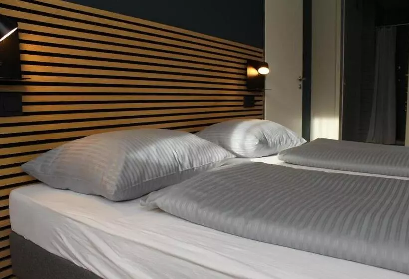 Hotelli Novitel Apartements Heimstetten