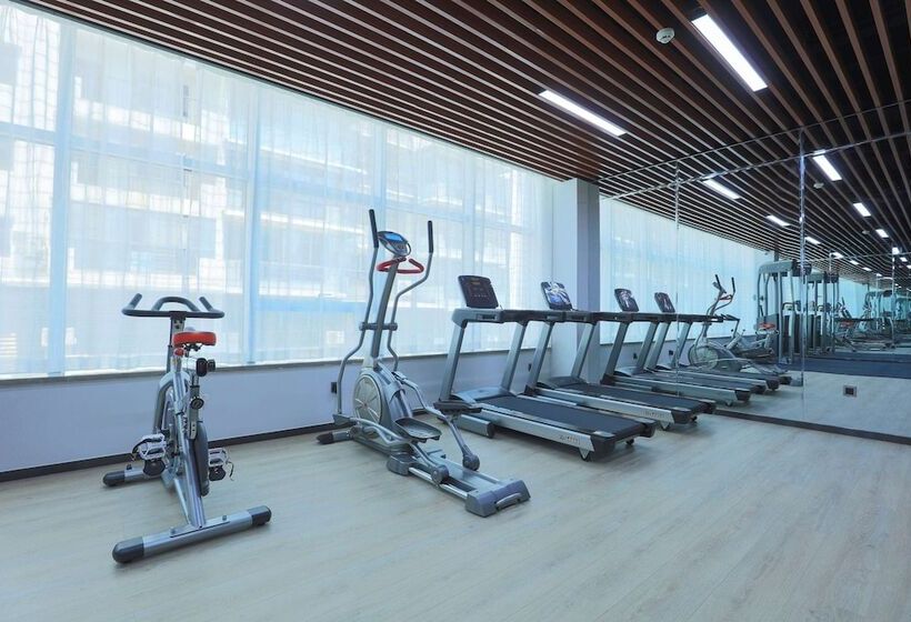 בית מלון כפרי Ramada By Wyndham Guilin Hitech Zone