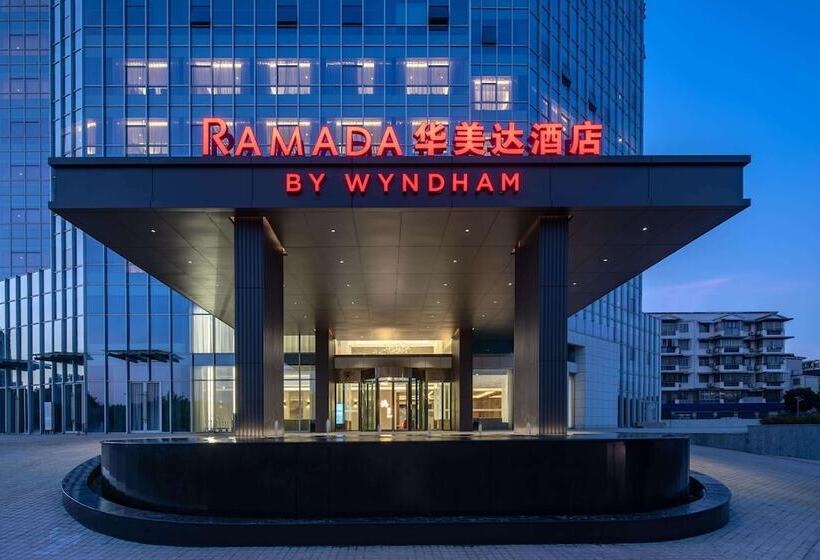 בית מלון כפרי Ramada By Wyndham Guilin Hitech Zone