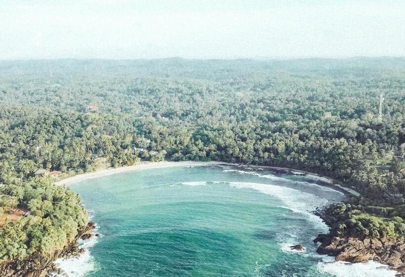 Majatalo Clics Coliving & Coworking