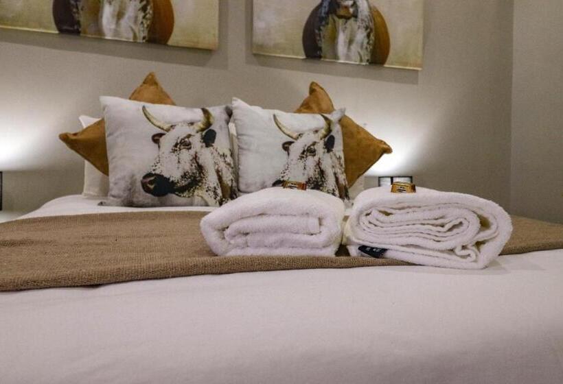 פנסיון The Honeycomb 2