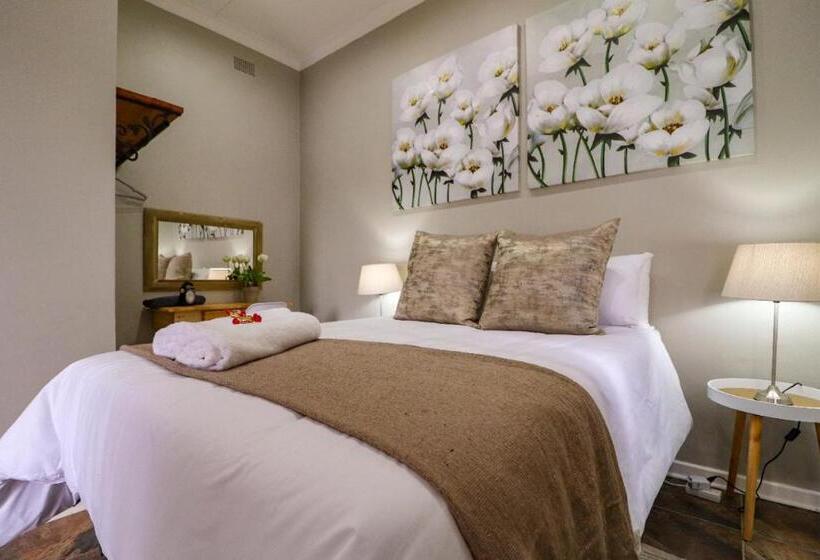 פנסיון The Honeycomb 2