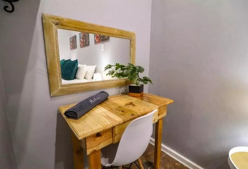 Majatalo The Honeycomb 2