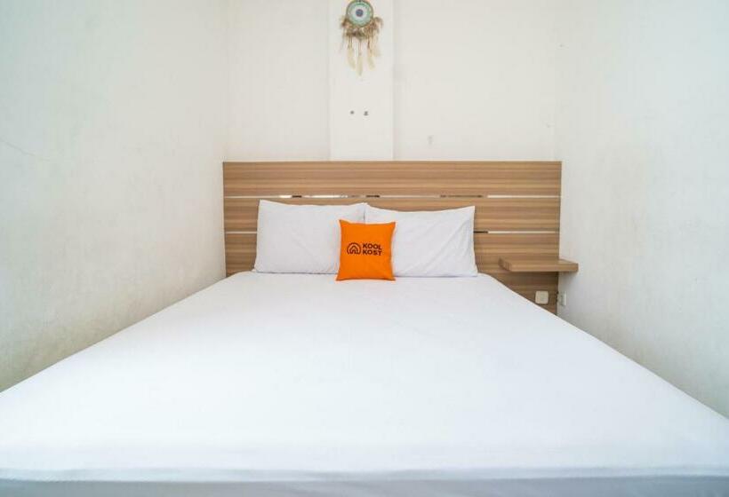 בית מלון כפרי Koolkost Near Mangga Besar Station