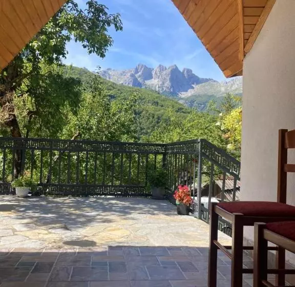 ペンション Bujtina Arturi