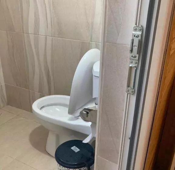 ペンション Bujtina Arturi