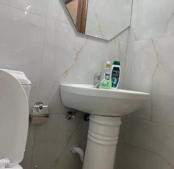 ペンション Bujtina Arturi