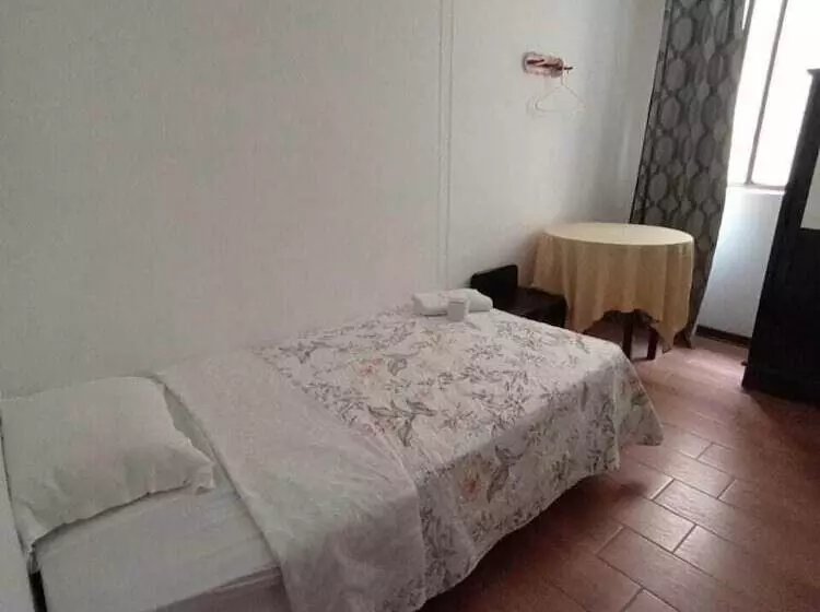 Retkeilymaja San Antonio