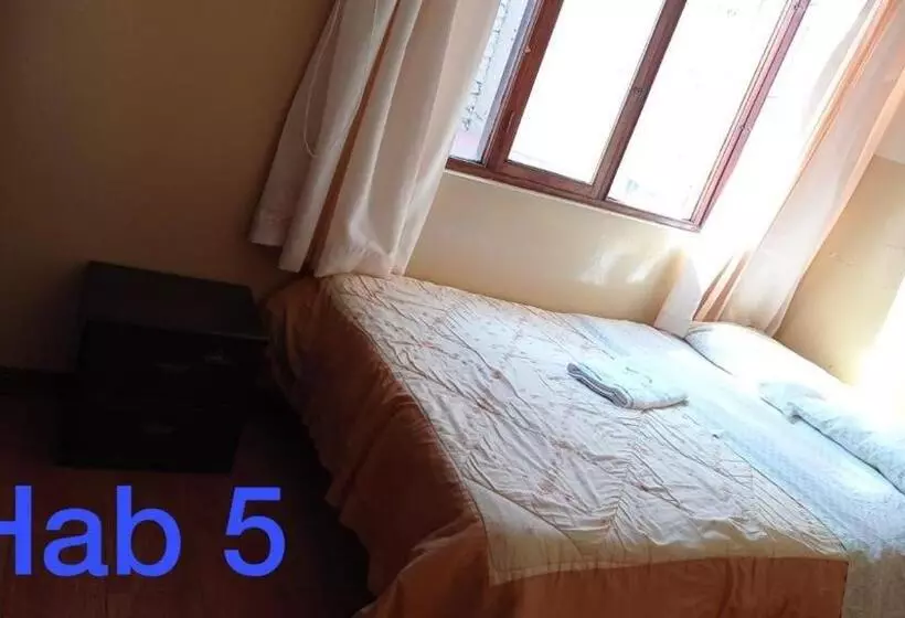 Retkeilymaja San Antonio