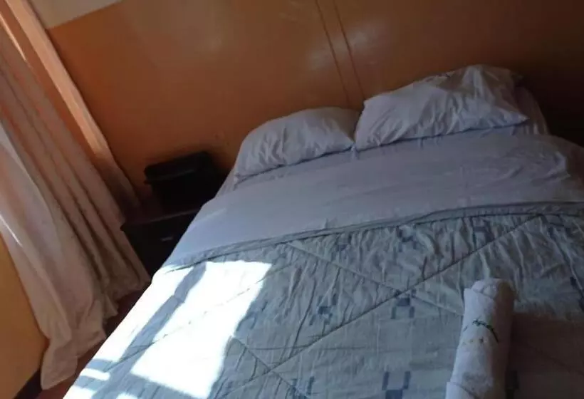 Retkeilymaja San Antonio