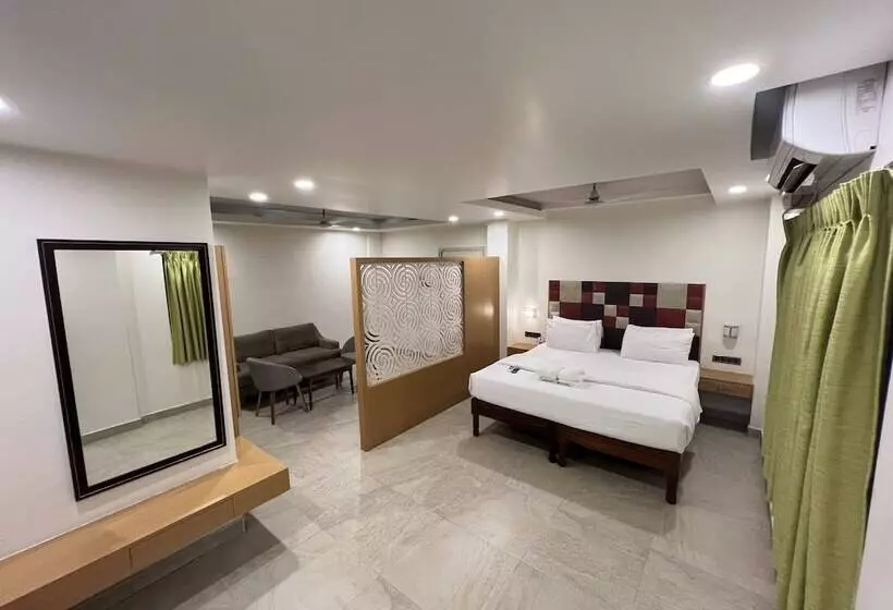 Hotelli Diviyum Manor