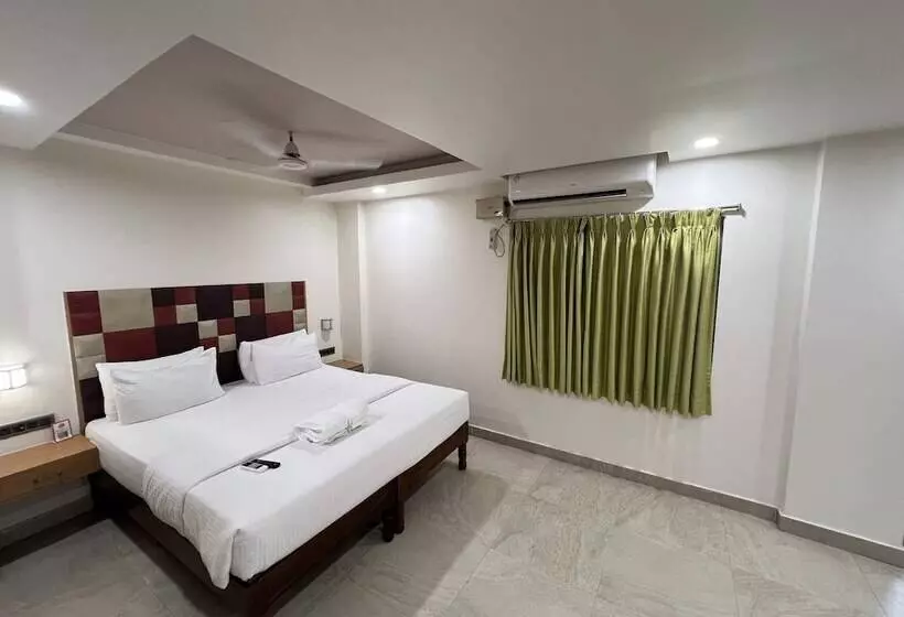 Hotelli Diviyum Manor