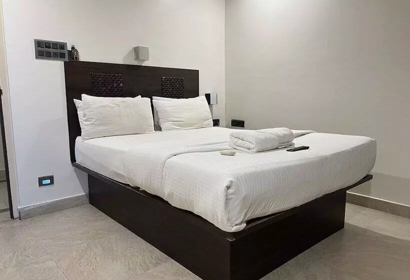 Hotelli Diviyum Manor