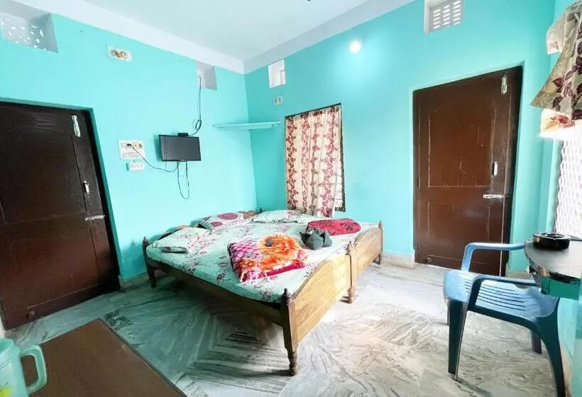 هتل Radha Krishna Holiday Home