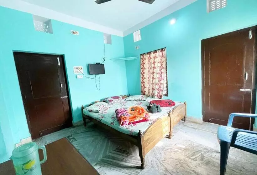 هتل Radha Krishna Holiday Home