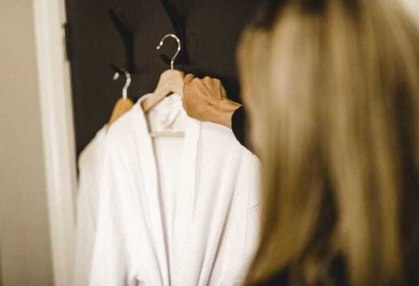 Hotel The Commercial Quarters