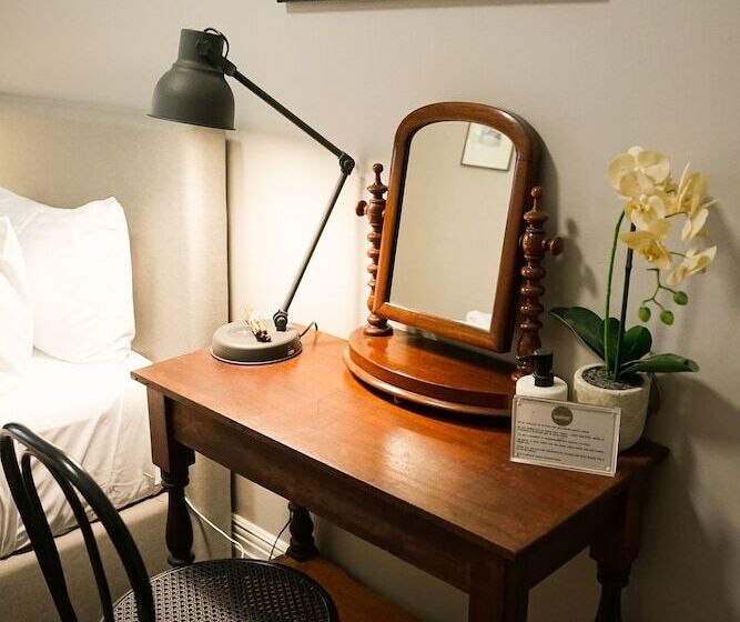 Hotel The Commercial Quarters