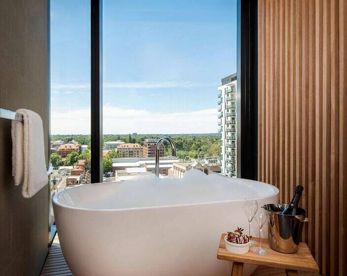 Vibe Hotel Adelaide