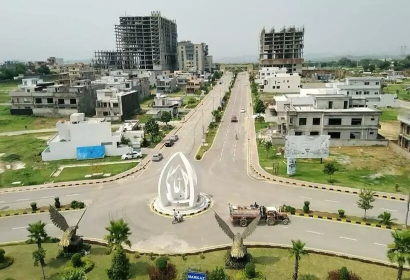 پانسیون Fasil Town Rooms Near Isb Air Port