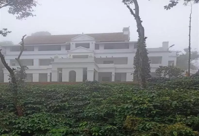 リゾートホテル Orange Valley Plantation Holiday Coorg